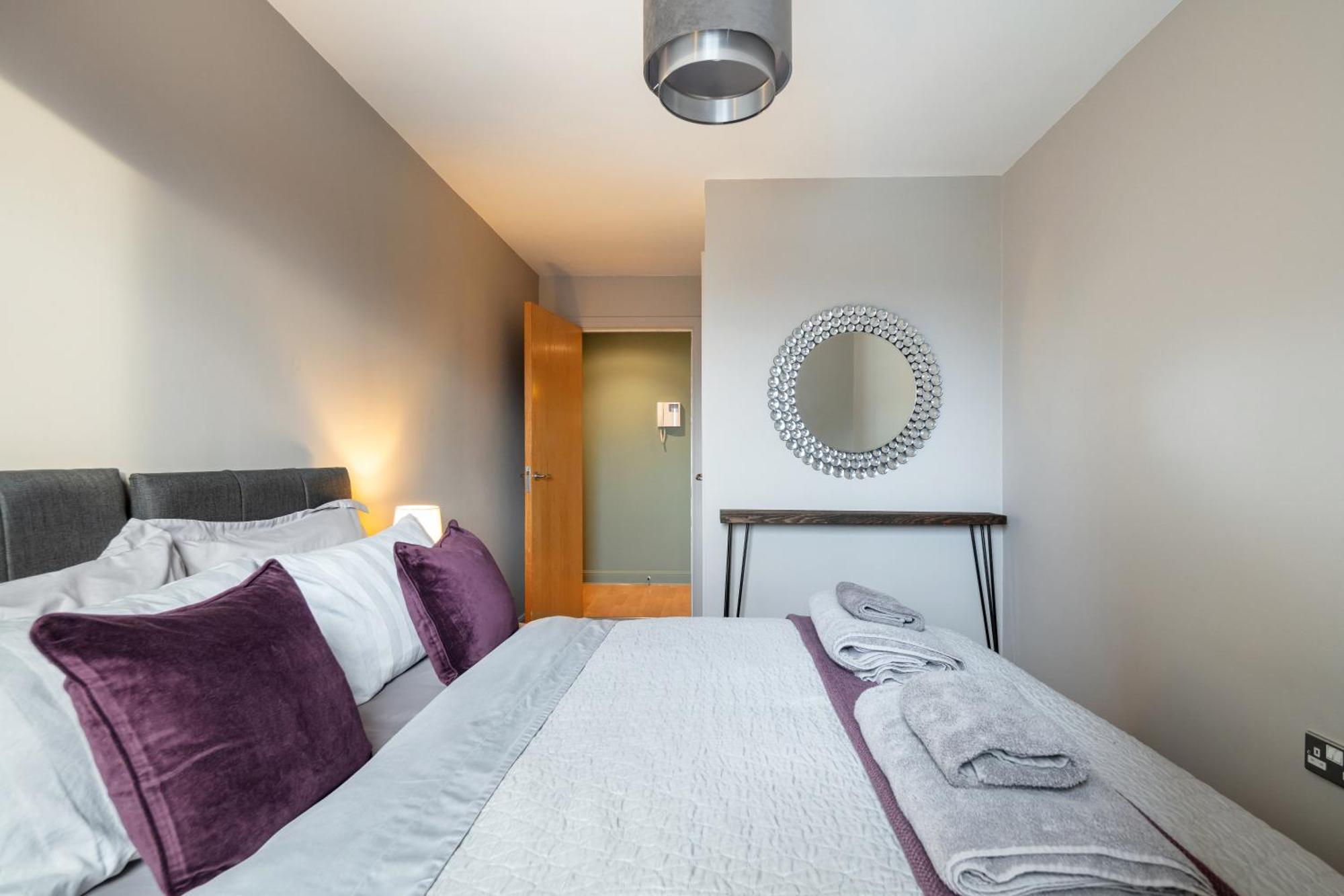 Excel, O2, Canary Wharf, London City Airport - Free Parking Εξωτερικό φωτογραφία